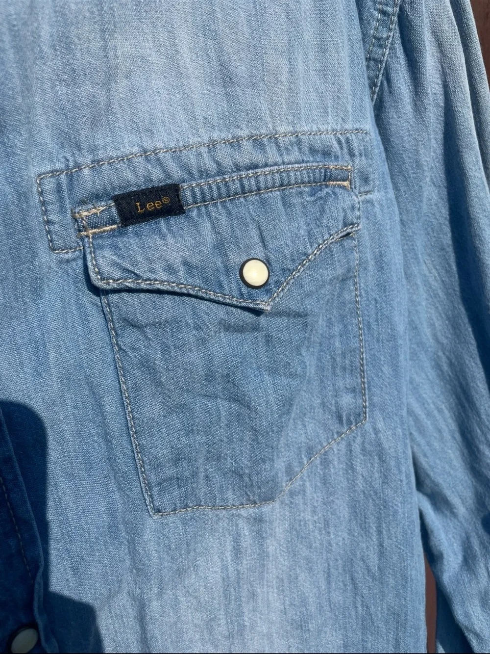 Lee Light Blue Denim Western Button-Up Shirt country cowboy